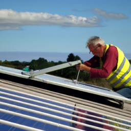 Service d'Entretien Préventif pour Prolonger la Durée de Vie de vos Panneaux Solaires Gif-sur-Yvette